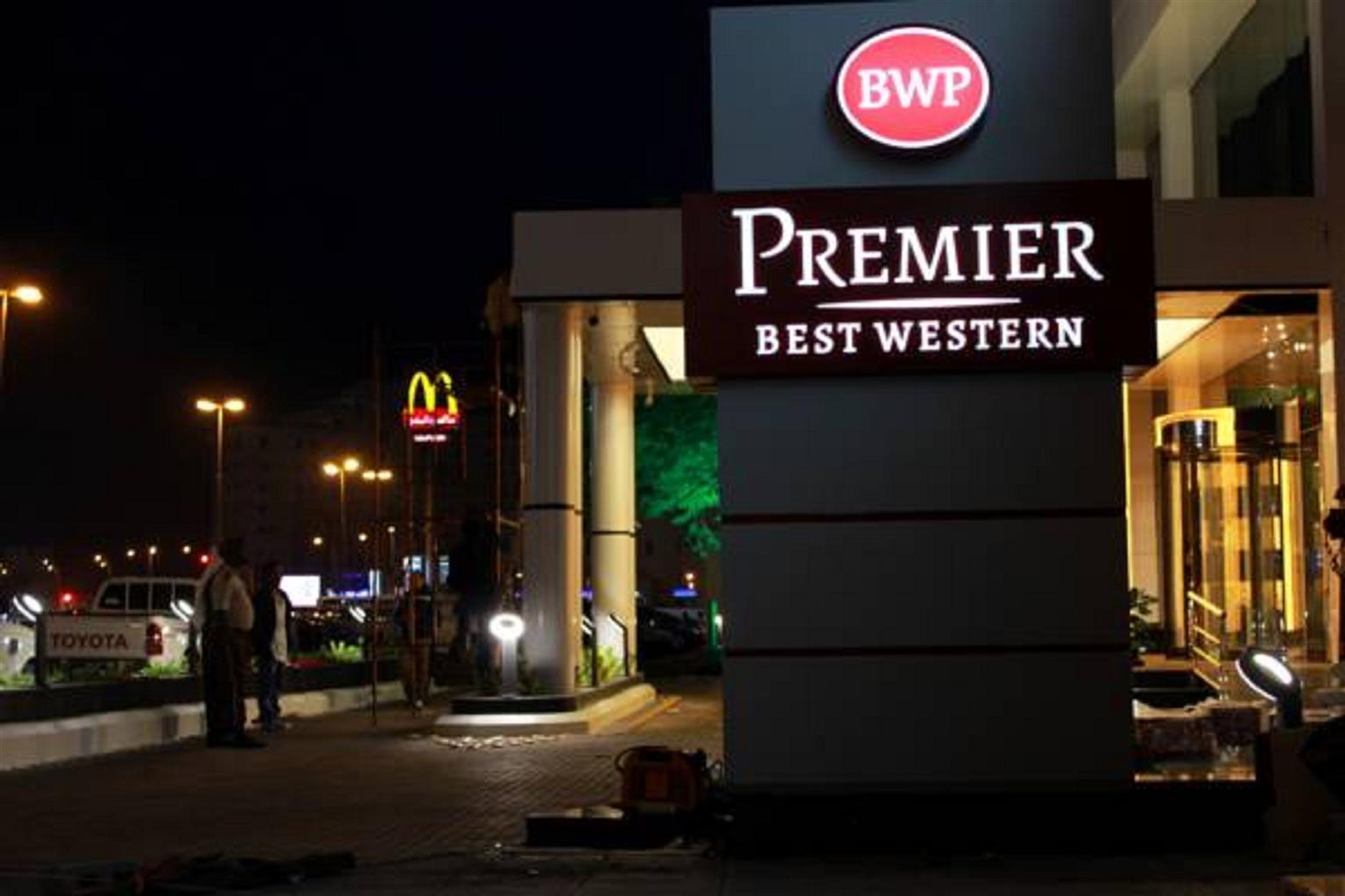 Al Ahsa Grand Serviced Apartment Al-Hofuf Exterior photo Best Western Premier hotel in Athens, Greece