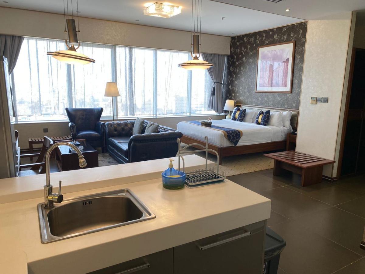 Al Ahsa Grand Serviced Apartment Al-Hofuf Exterior photo A studio apartment in Hong Kong
