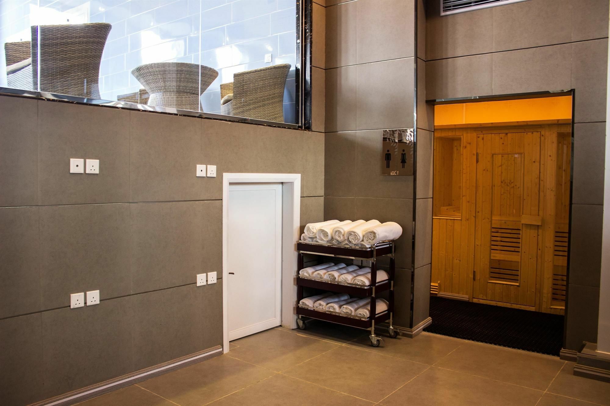 Al Ahsa Grand Serviced Apartment Al-Hofuf Exterior photo A spa at the Taj Mahal Palace, Mumbai, India