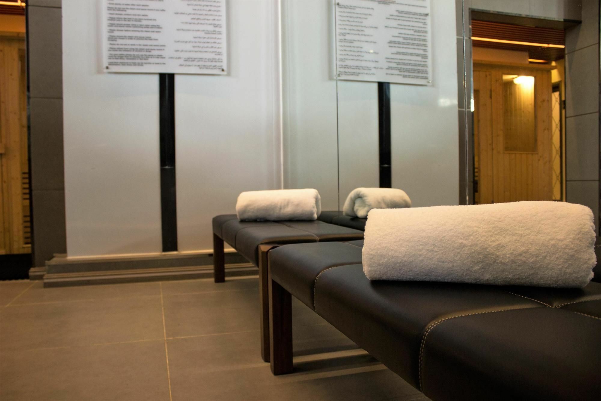 Al Ahsa Grand Serviced Apartment Al-Hofuf Exterior photo The relaxation room