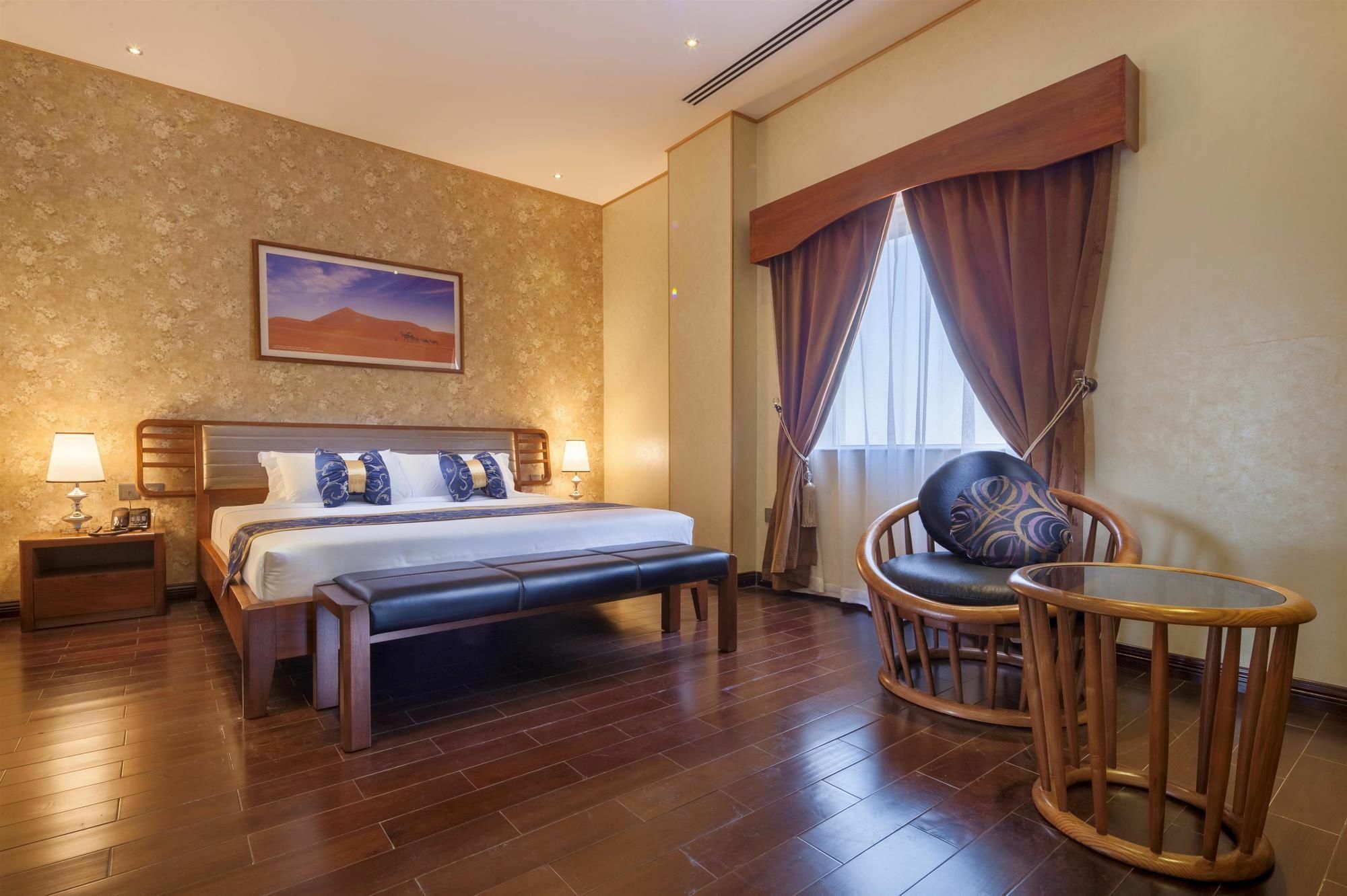 Al Ahsa Grand Serviced Apartment Al-Hofuf Exterior photo Deluxe Room